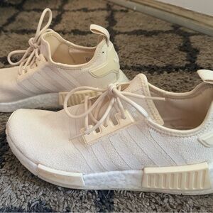 Adidas NMD cream women’s 9